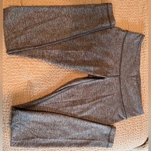 Lululemon leggings size 6